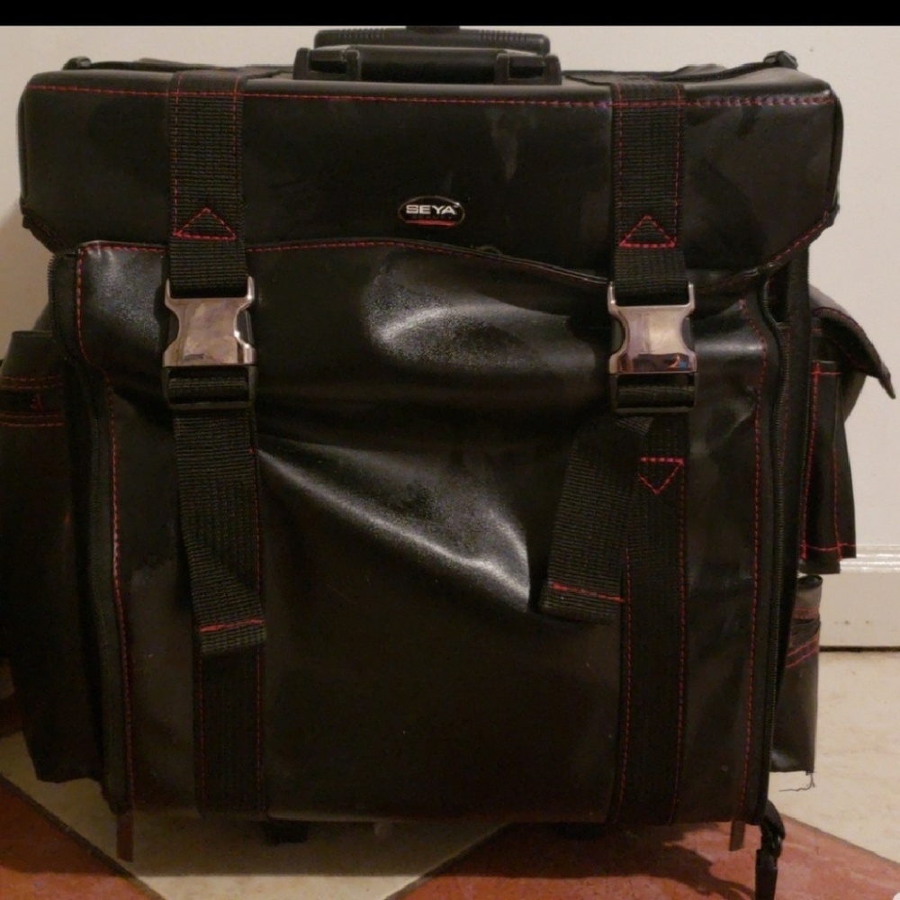 Makeup case